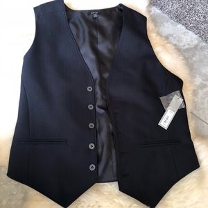 NWT men’s fancy black vest